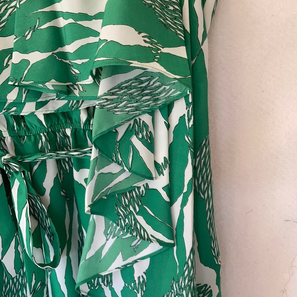 Pattern Dress - Picture 3 of 7